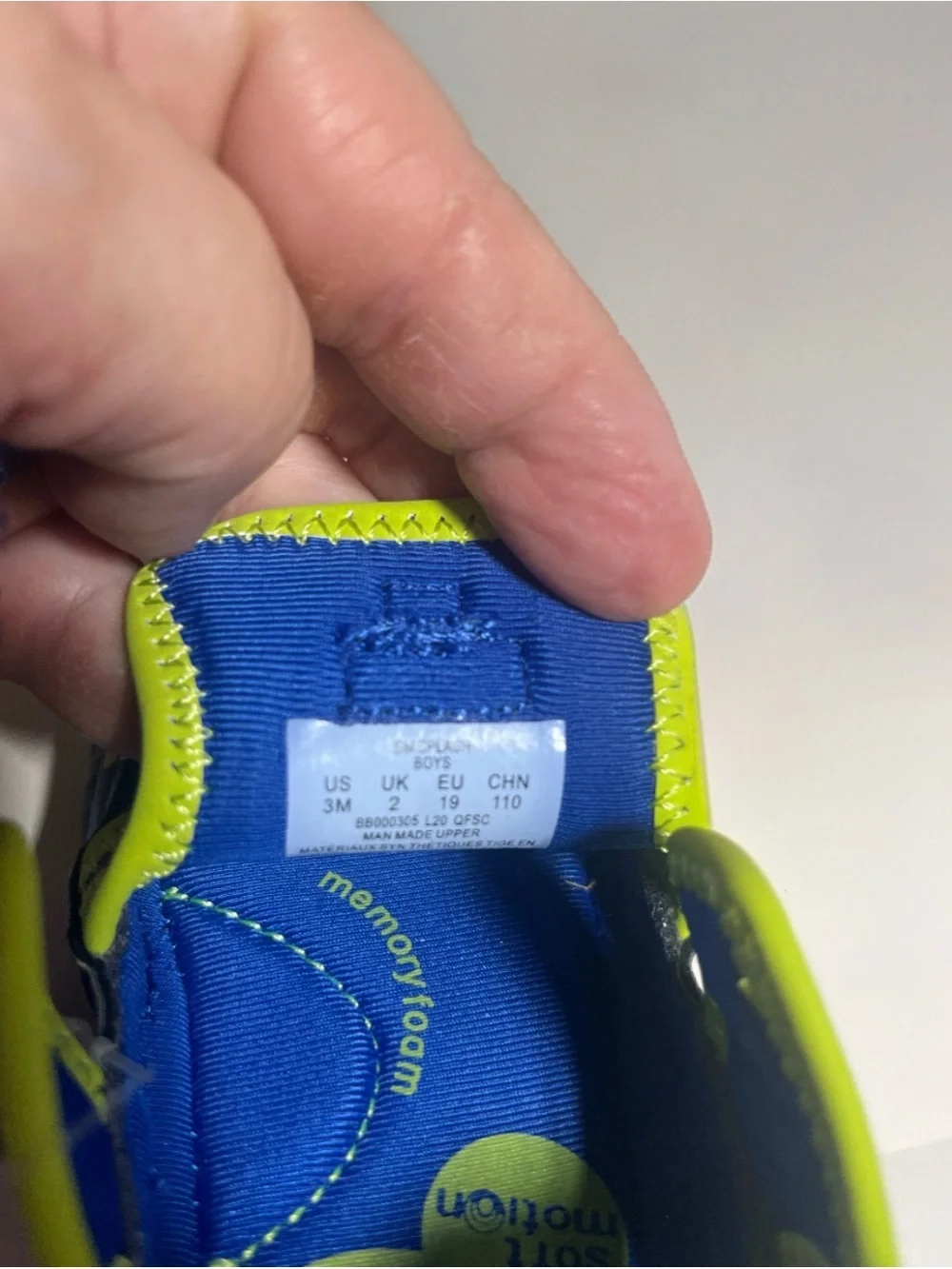Stride Rite Blue & Lime Ocean Motif Kids Water Shoes
